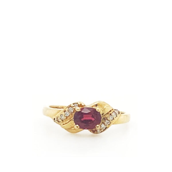 Oval Garnet Ring