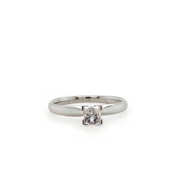 Solitaire 4 Prong Diamond Ring