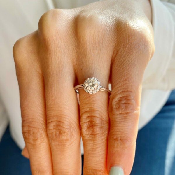 round solitaire diamond ring