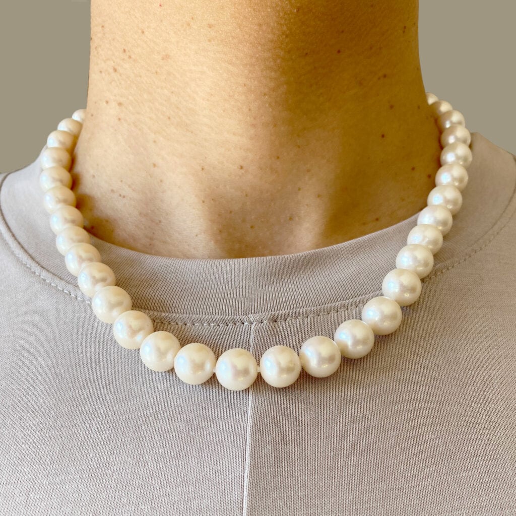 June birthstone pearl necklace