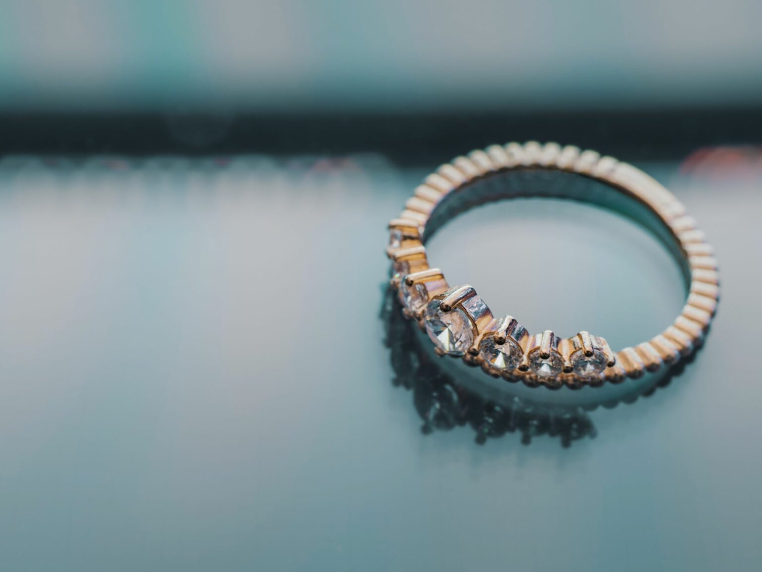 What is a Promise Ring? The True Meaning