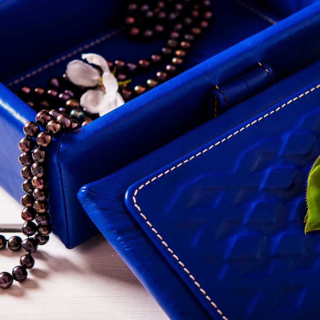 How to Keep Necklaces From Tangling